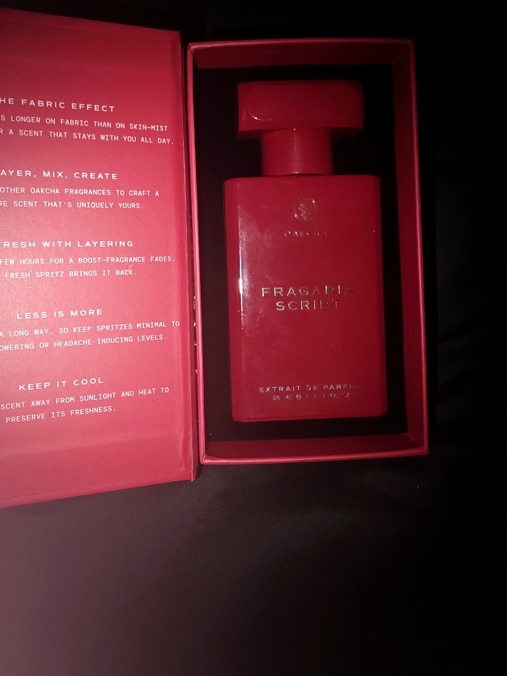 Oakcha Fragaria Script Extrait de Parfum — Red - Picture 4 of 6